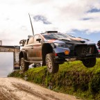 Neuville wins in Portugal after late Toyota heartbreak